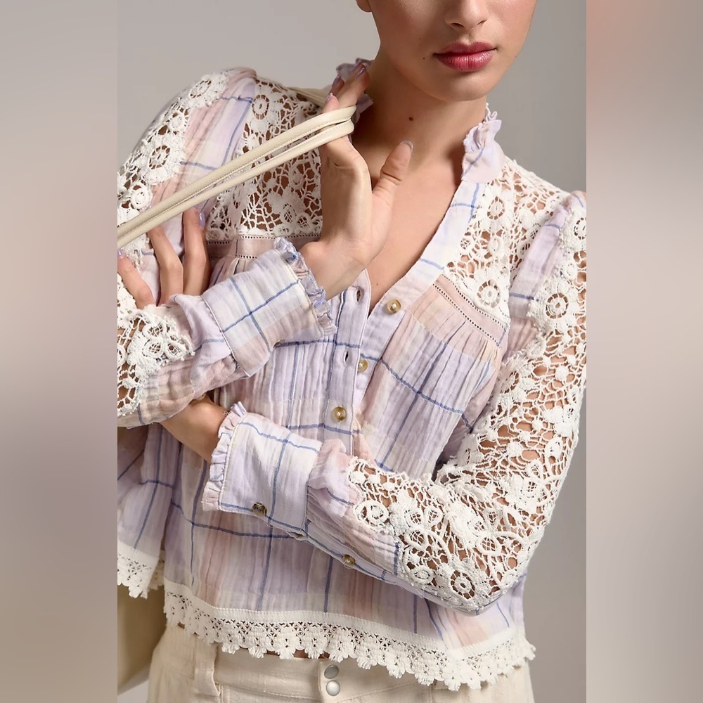 NWT PILCRO x ANTHROPOLOGIE Lace-Trimmed Blouse Size SP